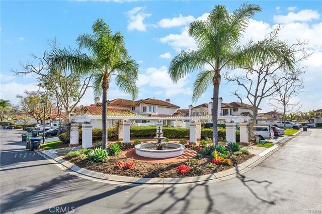 25 Palmera, Rancho Santa Margarita, CA 92688