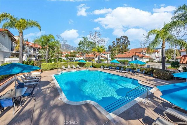 25 Palmera, Rancho Santa Margarita, CA 92688