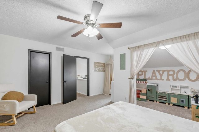1719 E Pinion, Derby, KS 67037
