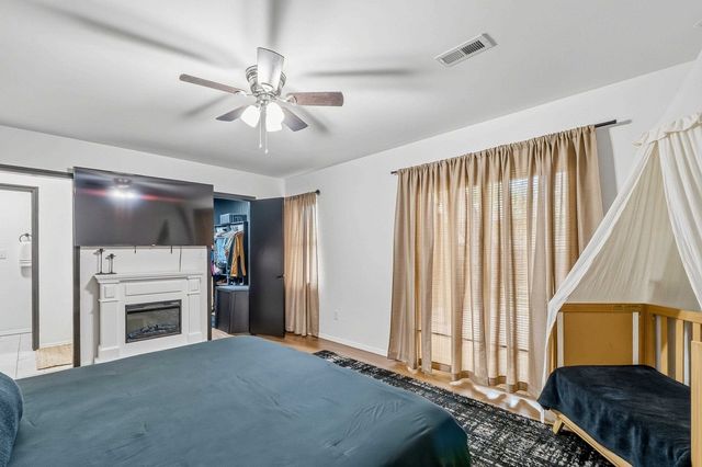1719 E Pinion, Derby, KS 67037