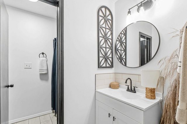1719 E Pinion, Derby, KS 67037