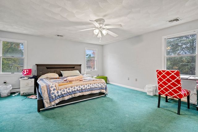 18 Central St, Woburn, MA 01801