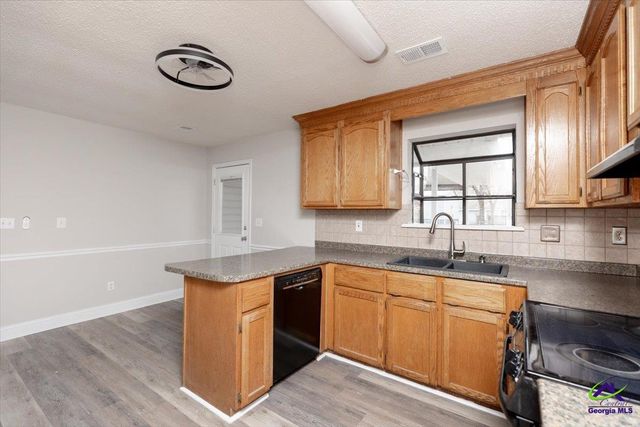 1027 Kathryn Ryals Road, Warner Robins, GA 31088