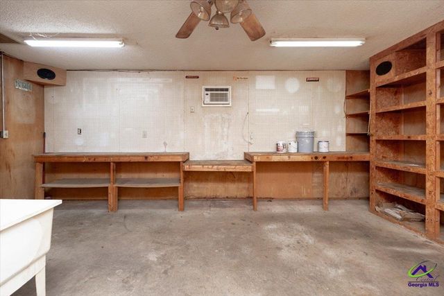 1027 Kathryn Ryals Road, Warner Robins, GA 31088