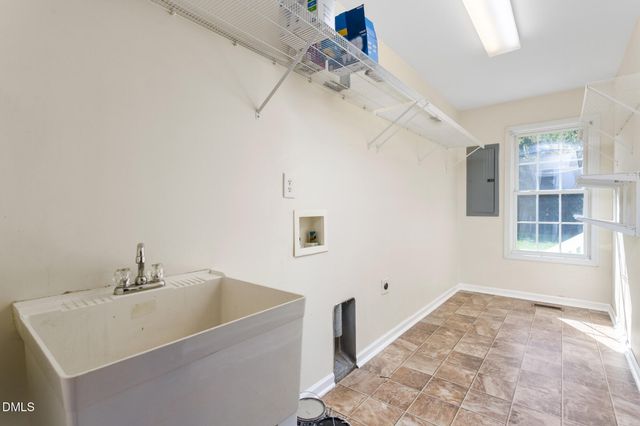 6814 Mcpherson Clay Road, Liberty, NC 27298