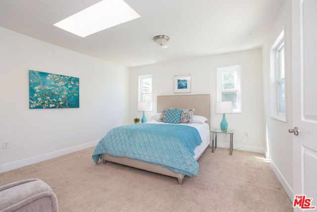 1844 W 39th Place, Los Angeles, CA 90062