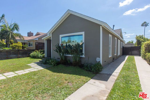 1844 W 39th Place, Los Angeles, CA 90062