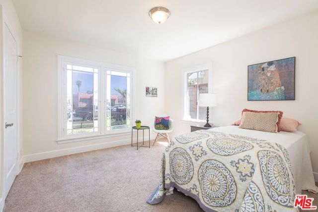 1844 W 39th Place, Los Angeles, CA 90062