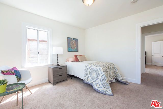 1844 W 39th Place, Los Angeles, CA 90062