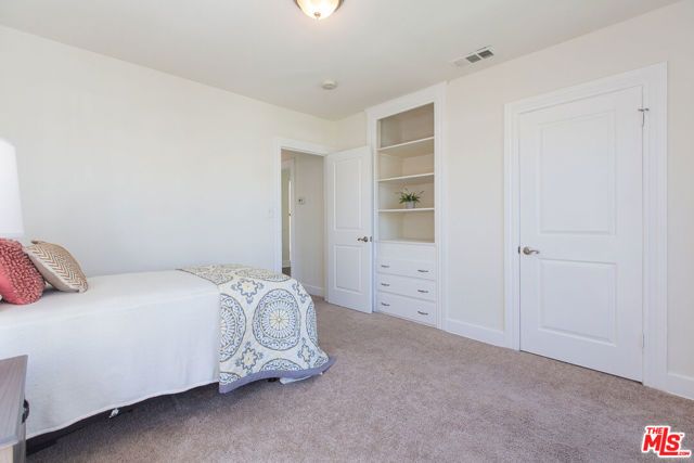 1844 W 39th Place, Los Angeles, CA 90062