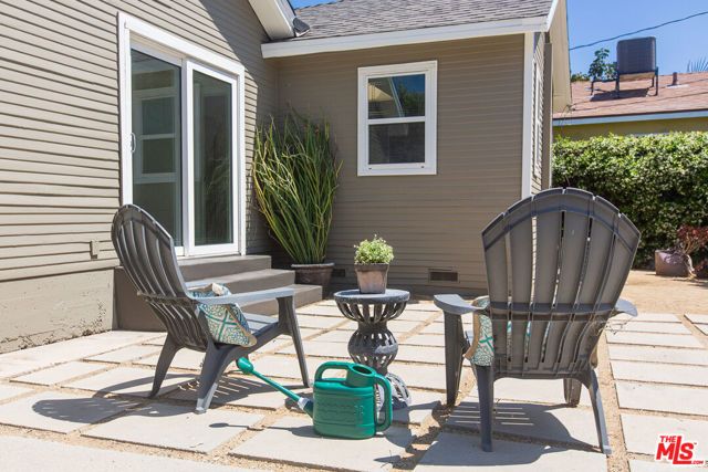 1844 W 39th Place, Los Angeles, CA 90062