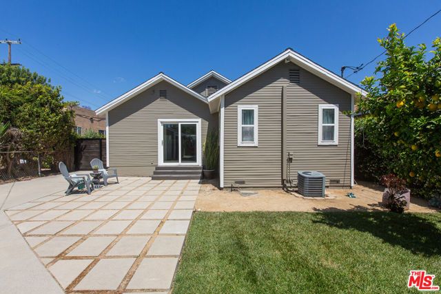 1844 W 39th Place, Los Angeles, CA 90062