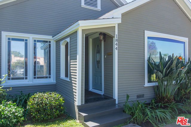 1844 W 39th Place, Los Angeles, CA 90062