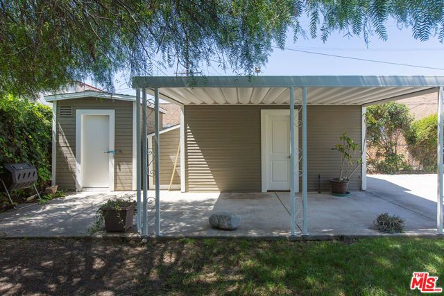 1844 W 39th Place, Los Angeles, CA 90062