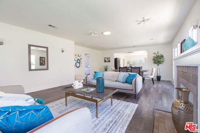 1844 W 39th Place, Los Angeles, CA 90062