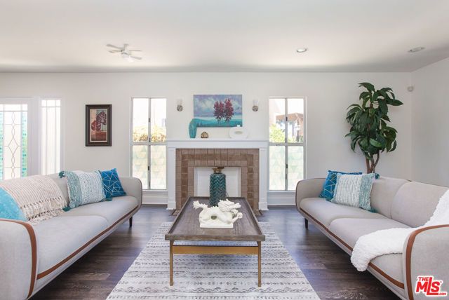 1844 W 39th Place, Los Angeles, CA 90062