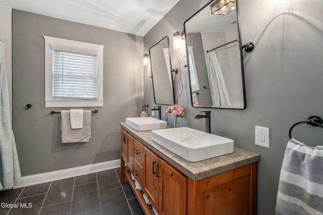 274 Osborne Road, Colonie, NY 12211