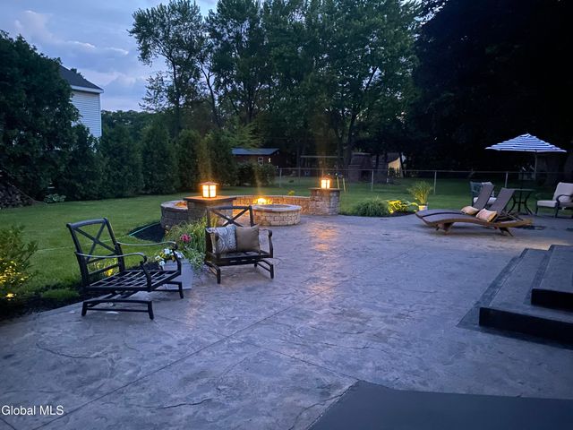 274 Osborne Road, Colonie, NY 12211