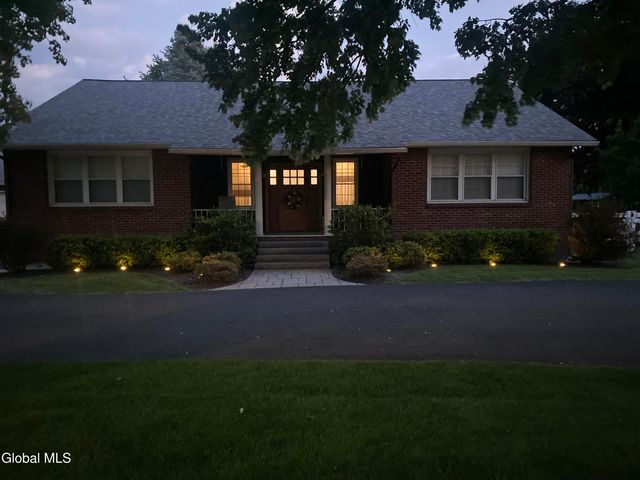 274 Osborne Road, Colonie, NY 12211