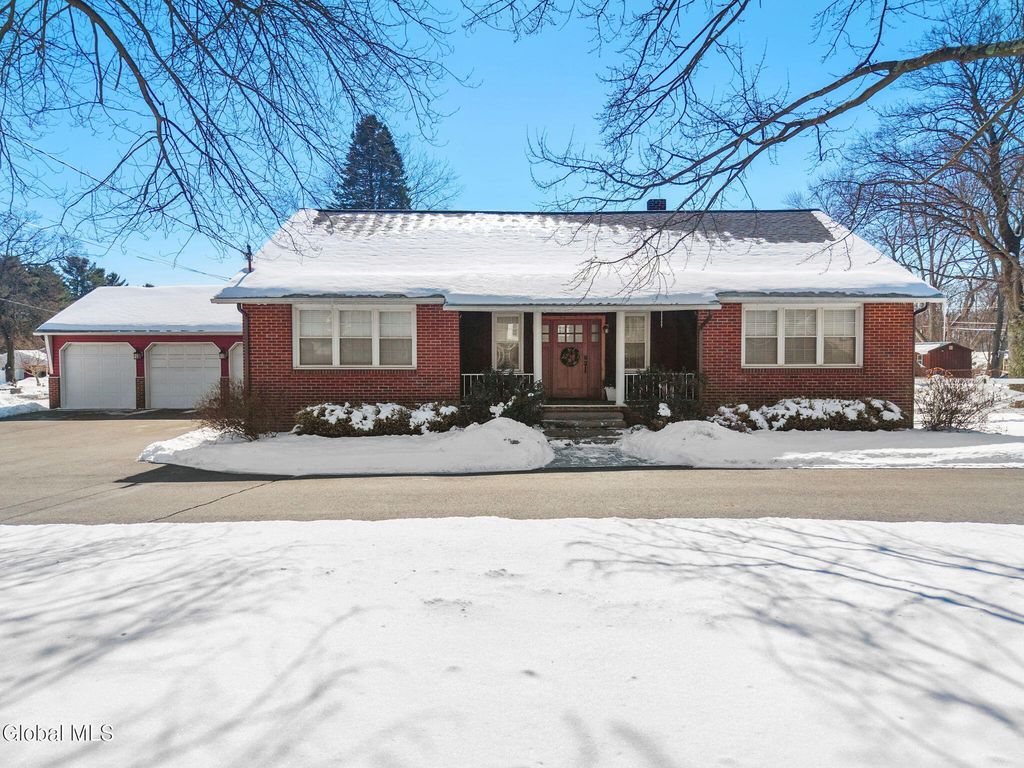 274 Osborne Road, Colonie, NY 12211