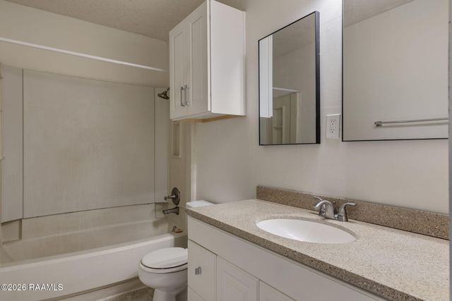 300 Lozes Avenue 1003, Lafayette, LA 70508