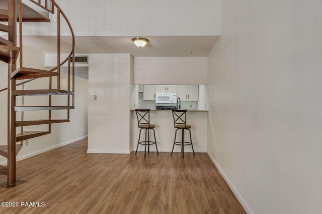300 Lozes Avenue 1003, Lafayette, LA 70508