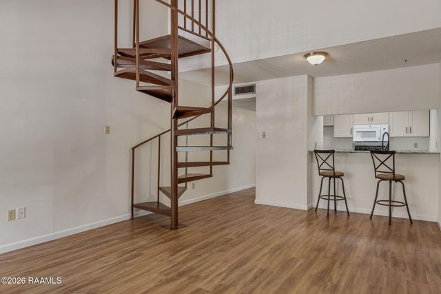 300 Lozes Avenue 1003, Lafayette, LA 70508