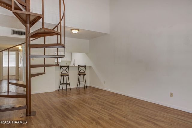 300 Lozes Avenue 1003, Lafayette, LA 70508