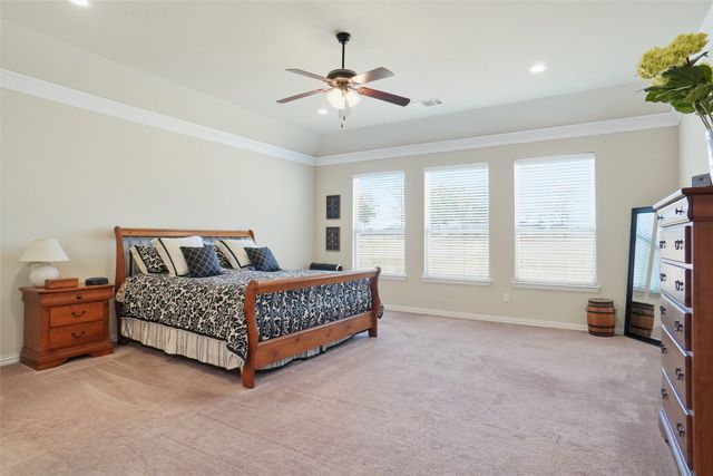 106 High Ridge Court, Decatur, TX 76234