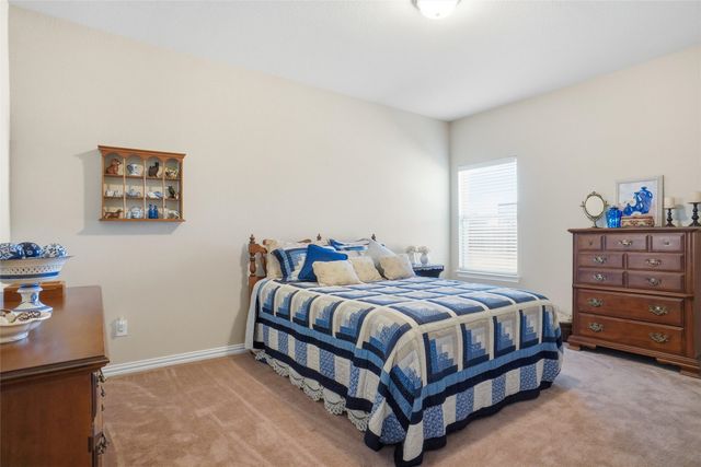 106 High Ridge Court, Decatur, TX 76234