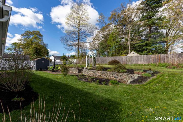 140 Elizabeth Drive, Manchester, CT 06042
