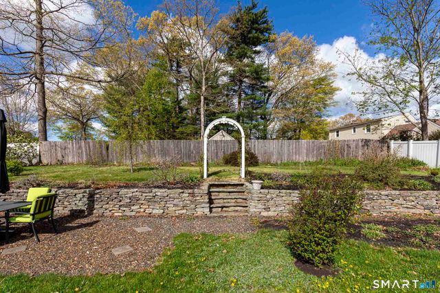 140 Elizabeth Drive, Manchester, CT 06042