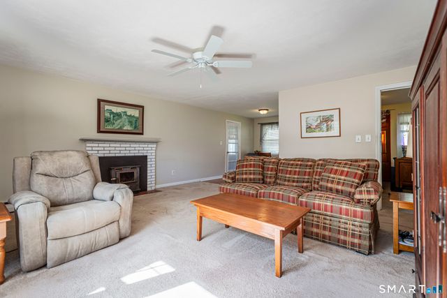 140 Elizabeth Drive, Manchester, CT 06042