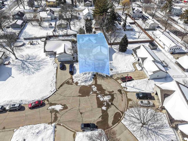 716 ELIZABETH COURT, Menasha, WI 54952