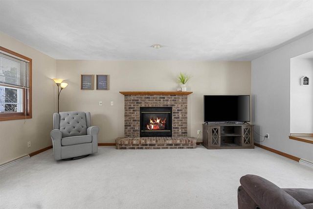 716 ELIZABETH COURT, Menasha, WI 54952