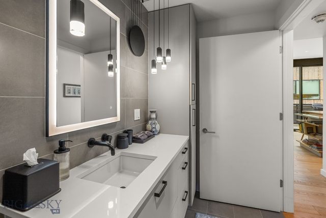 620 E Cottonwood 203, Bozeman, MT 59715