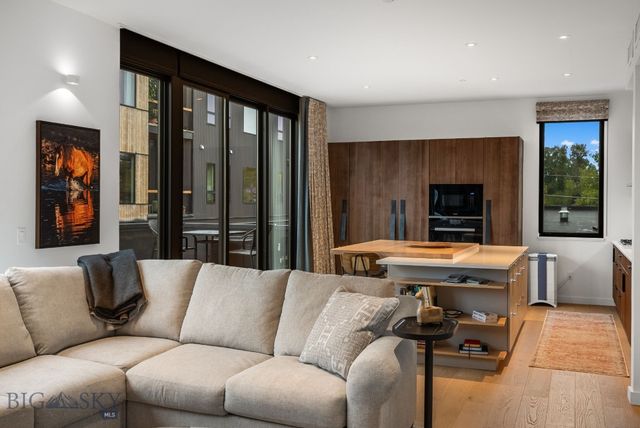 620 E Cottonwood 203, Bozeman, MT 59715