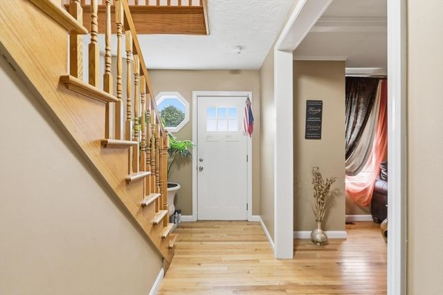 73 Wareham St, Middleboro, MA 02346