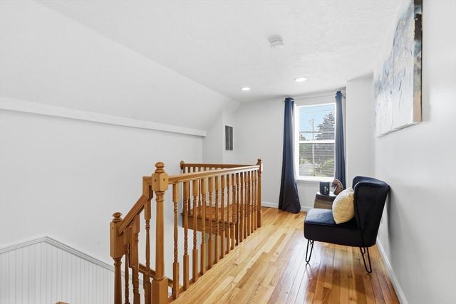 73 Wareham St, Middleboro, MA 02346