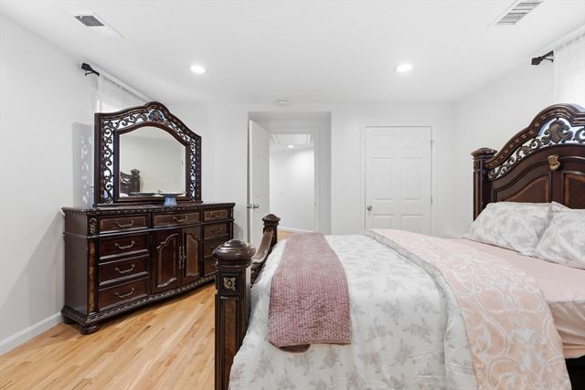 73 Wareham St, Middleboro, MA 02346
