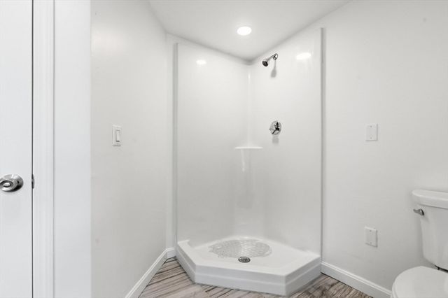 73 Wareham St, Middleboro, MA 02346