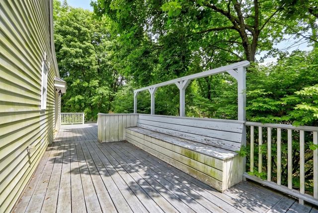 73 Wareham St, Middleboro, MA 02346