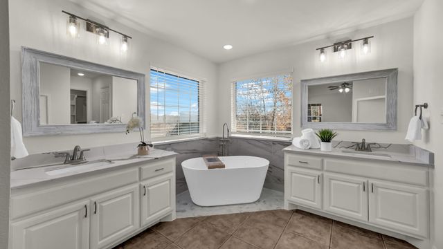 1735 Woodridge Court, Aledo, TX 76008