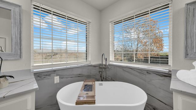 1735 Woodridge Court, Aledo, TX 76008