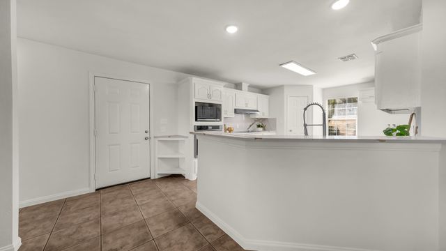 1735 Woodridge Court, Aledo, TX 76008