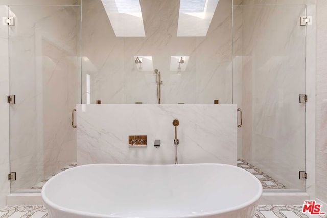 17609 Camino De Yatasto, Pacific Palisades, CA 90272