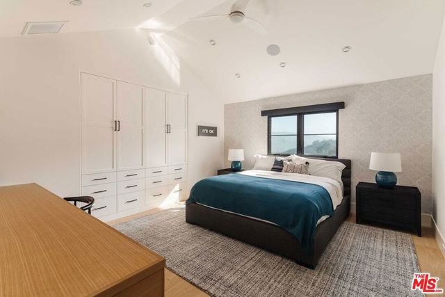 17609 Camino De Yatasto, Pacific Palisades, CA 90272