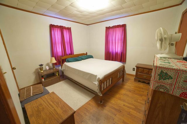 205 N 4th Ave, Paragould, AR 72450