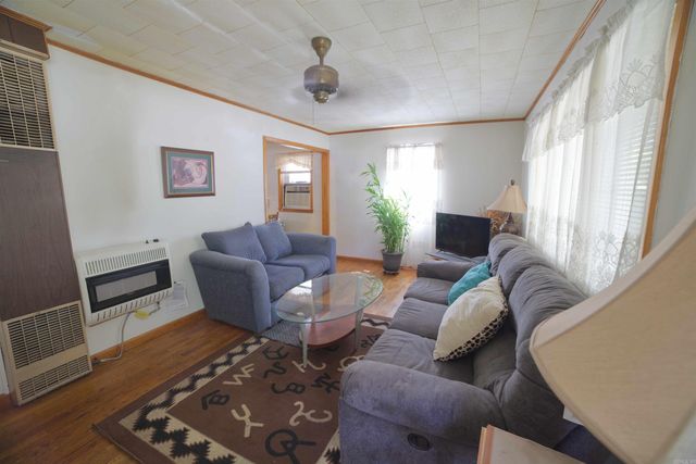 205 N 4th Ave, Paragould, AR 72450