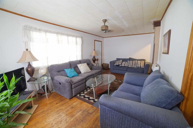 205 N 4th Ave, Paragould, AR 72450